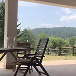 Tra Il Bosco E Il Casa de Férias