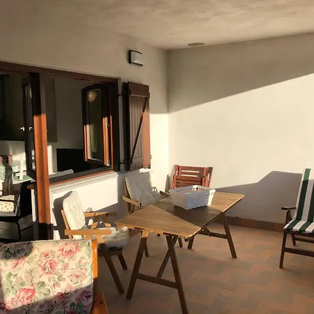 Tra Il Bosco E Il Lorica