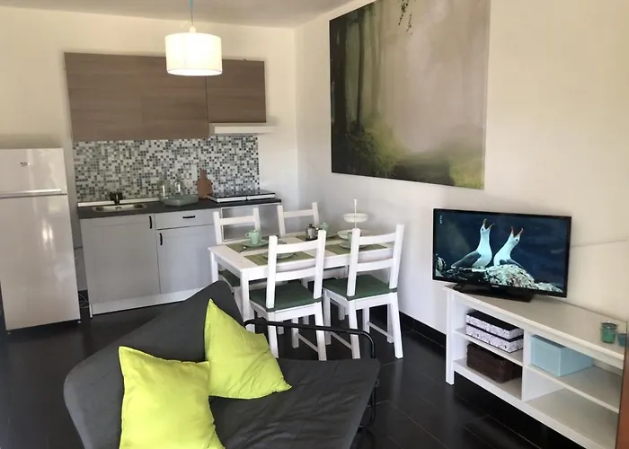 Tra Il Bosco E Il Lorica