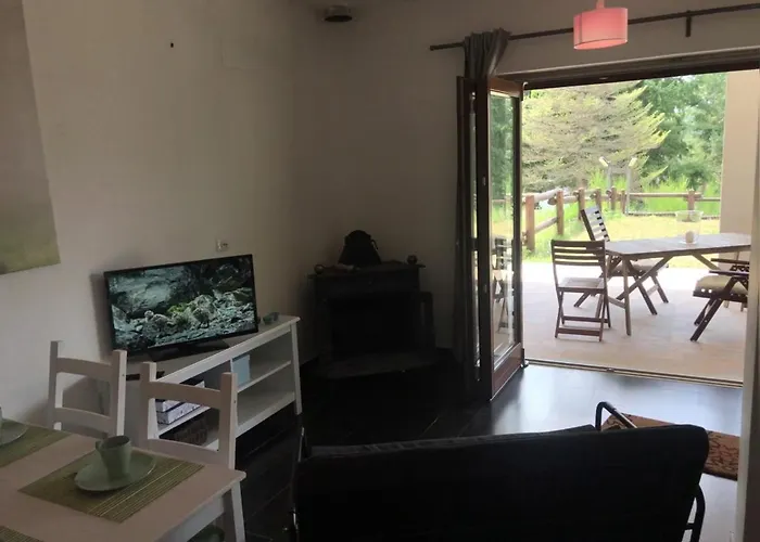 Tra Il Bosco E Il Дом отдыха