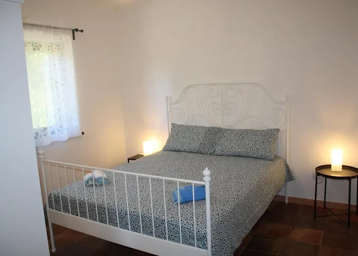 Tra Il Bosco E Il Дом отдыха