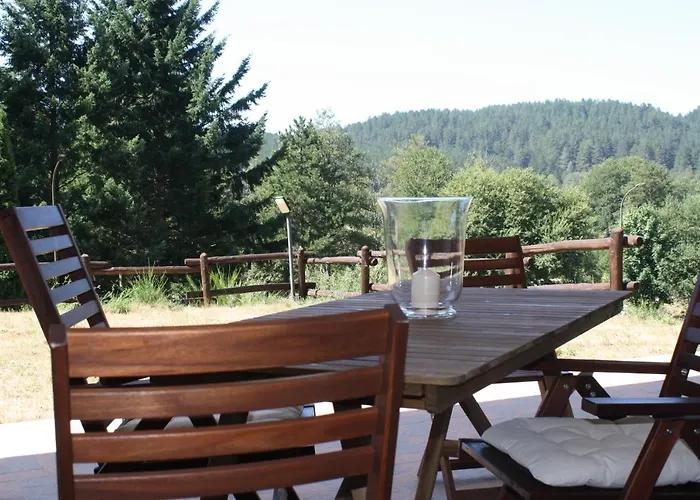 Tra Il Bosco E Il Σπίτι διακοπών